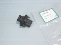 XBP100190_BRI Разъём заднего поворота в бампере