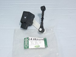Датчик уровня подвески передний левый D3 LR020155