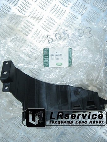 Кронштейн правой фары  (внутренний) D3